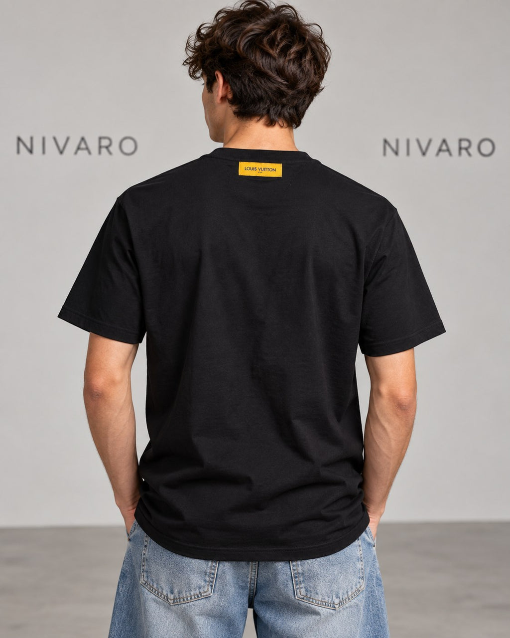 Remera Louis Vuitton Black Flowers